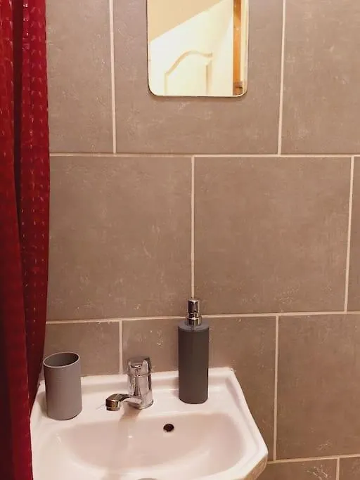 Apartament Mini Studio Aproape De Centru Bucureşti