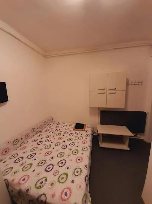 Mini Studio Aproape De Centru Bucureşti